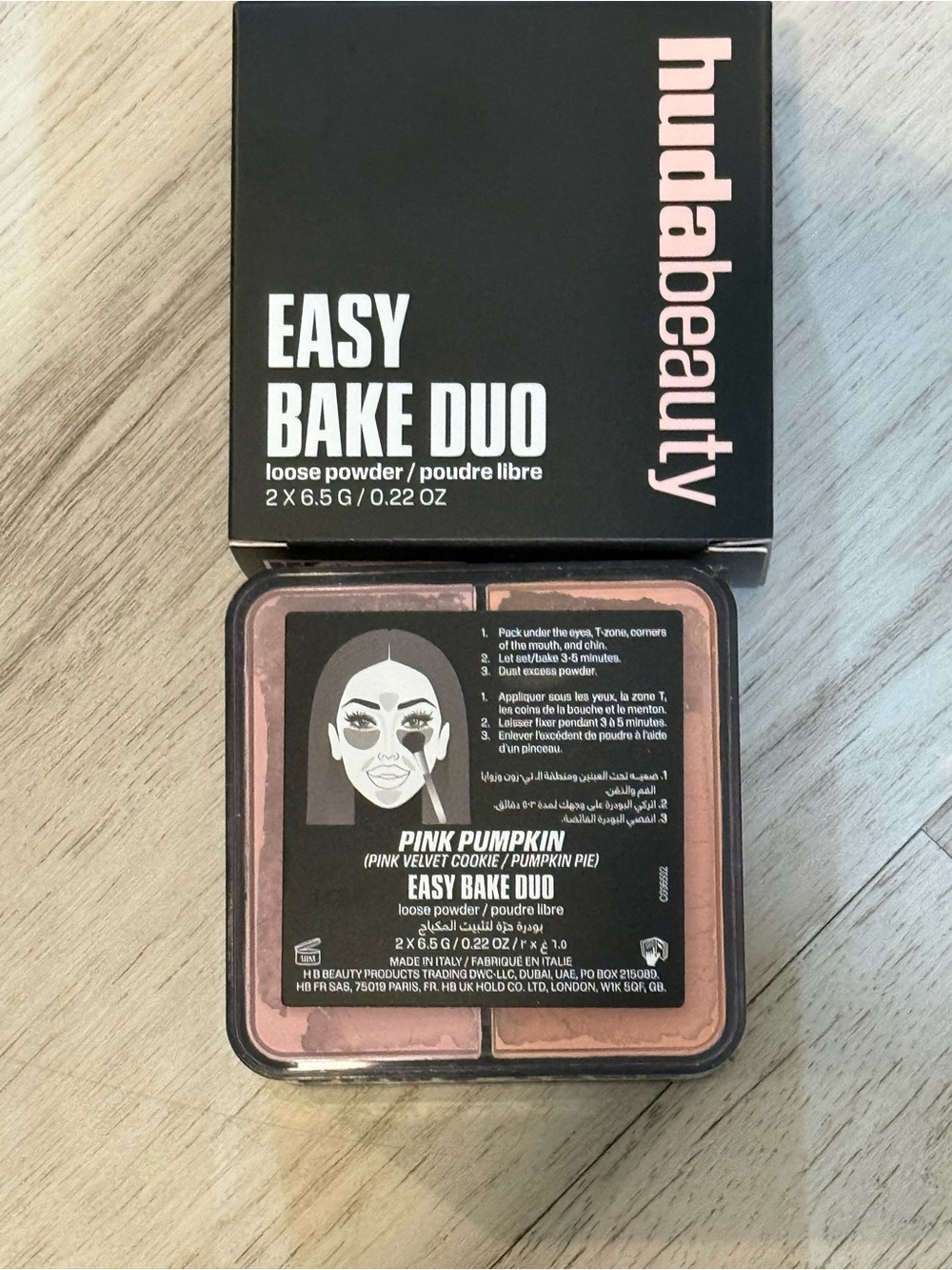 HUDA BEAUTY Easy Bake Duo Loose Powder - pink velvet cake/pumpkin pie NIB